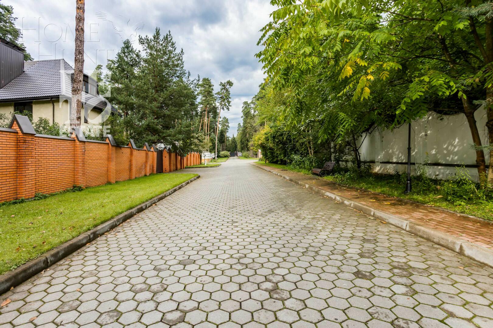 Участок 30 сот. в охраняемом поселке