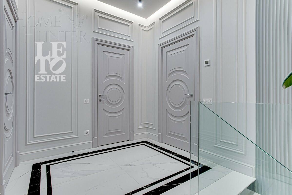 2-этажный коттедж 275 м² с отделкой