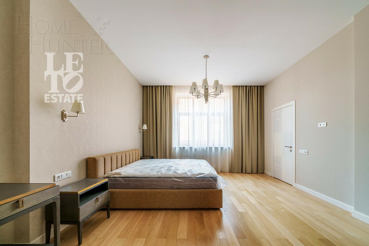 4-КОМН. КВАРТИРА С ОТДЕЛКОЙ 197.3 М² НА 4 ЭТАЖЕ