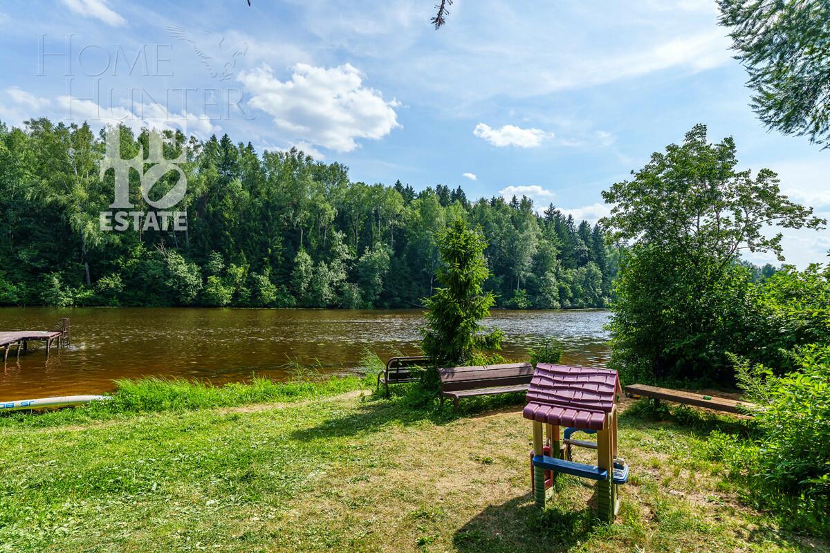 3-этажный коттедж 980 м² с отделкой