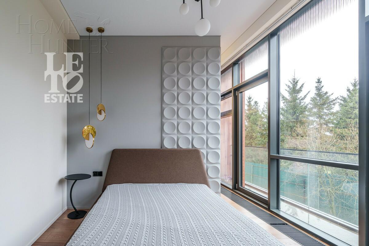 3-этажный таунхаус 238 м² с отделкой