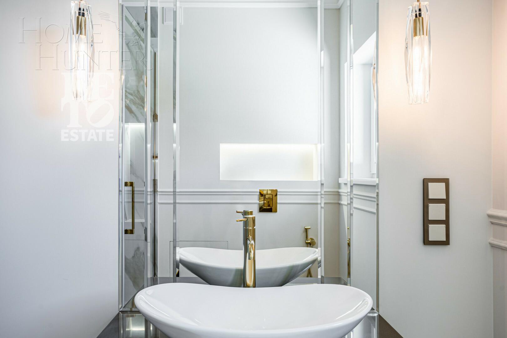 2-этажный коттедж 240.6 м² с отделкой