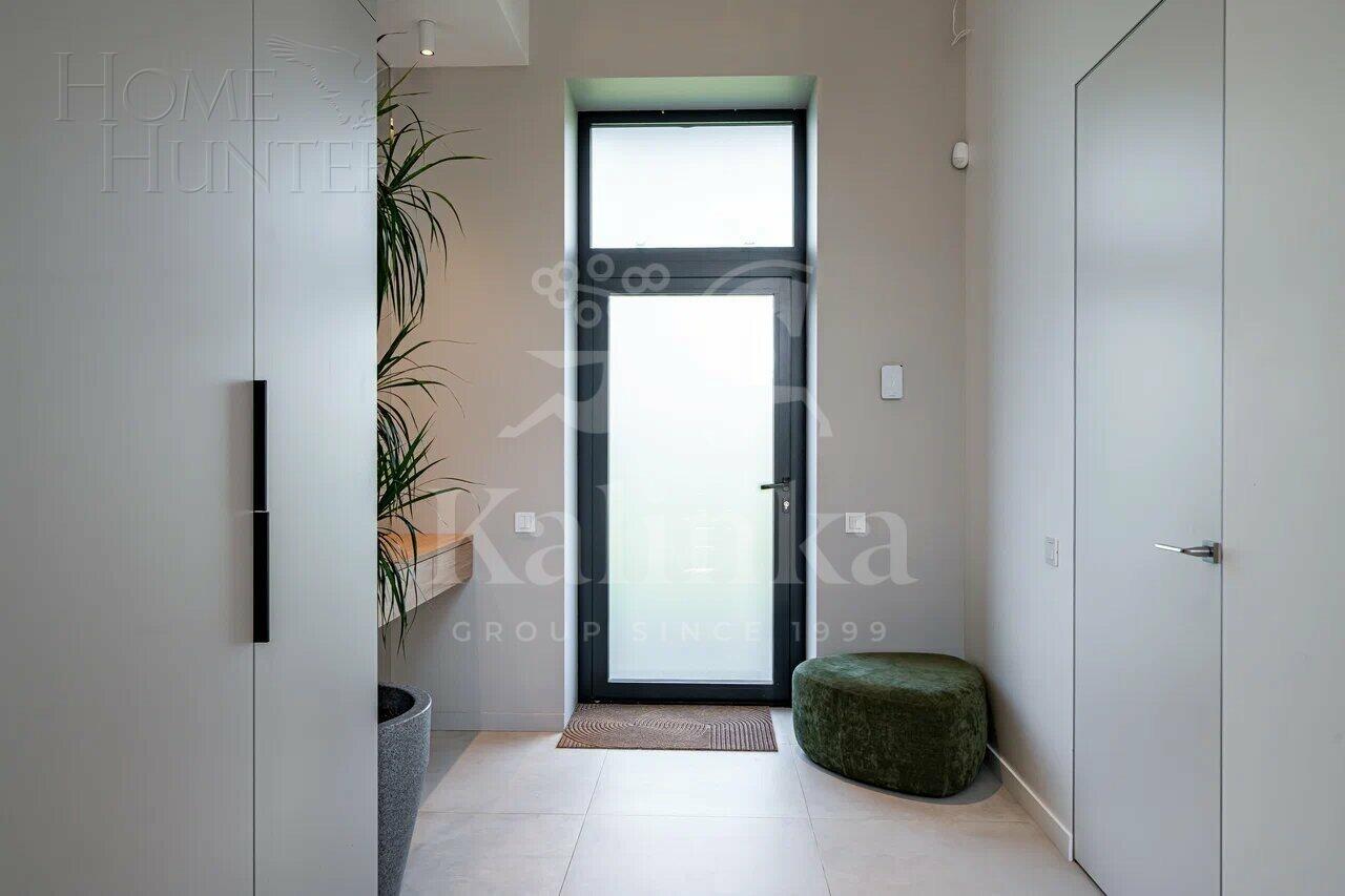 2-этажный коттедж 350 м² с отделкой