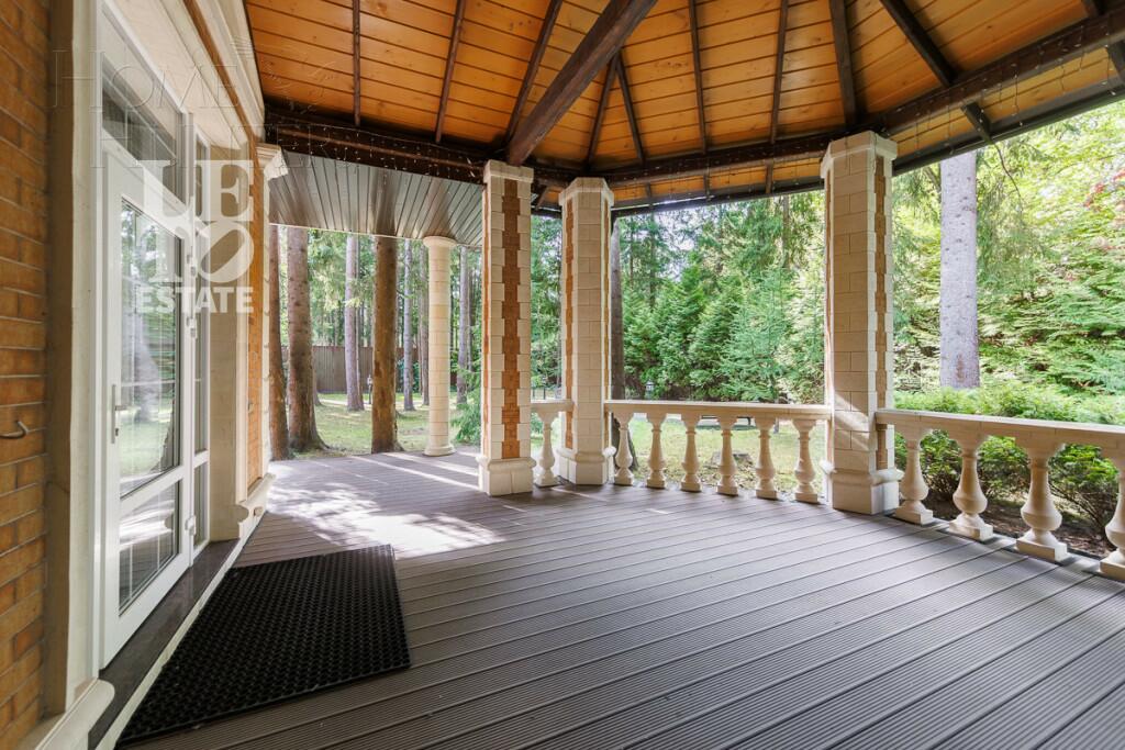 2-этажный коттедж 1 556 м² с отделкой