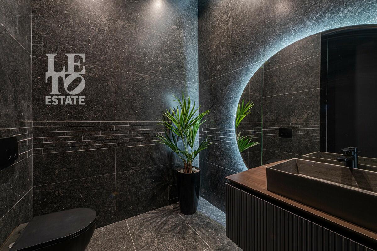 2-этажный коттедж 720 м² с отделкой