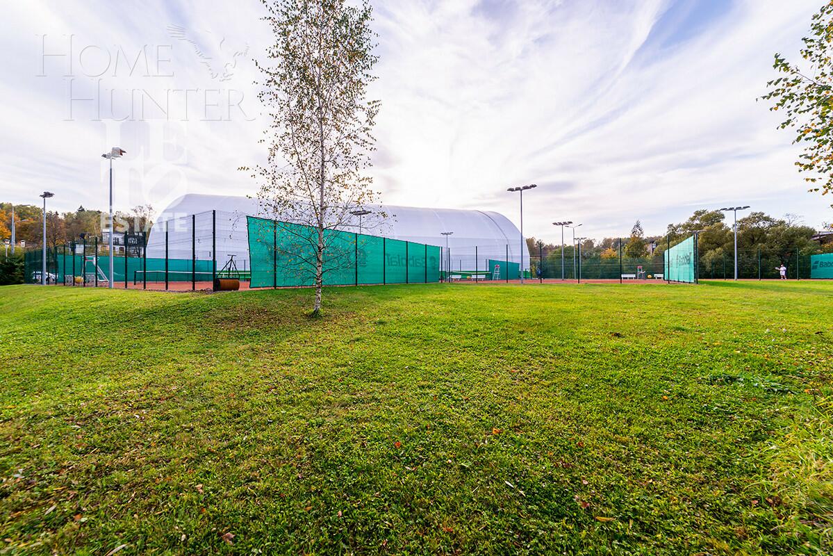 2-этажный коттедж 350 м² с отделкой