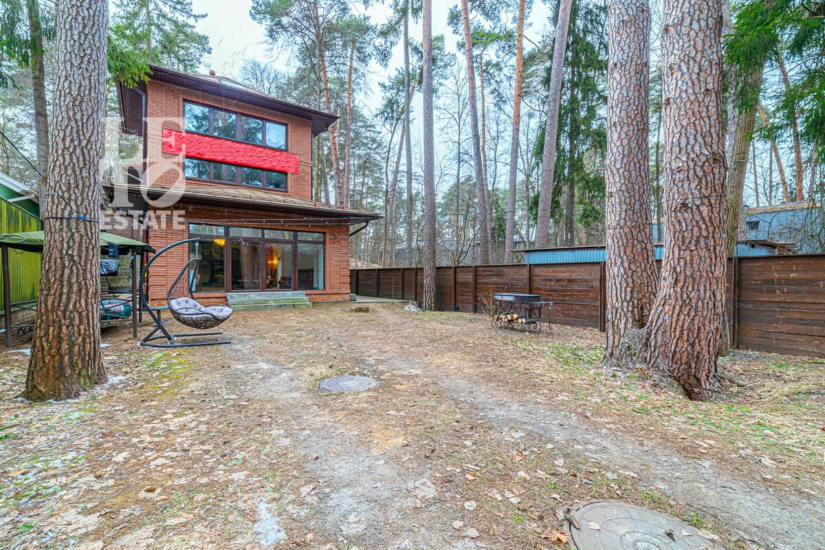 3-этажный коттедж 157.9 м² с отделкой