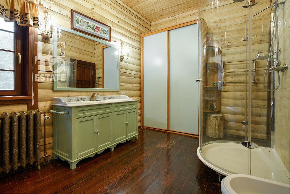 2-этажный коттедж 215.4 м² с отделкой