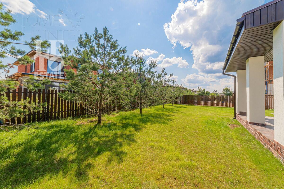 2-этажный коттедж 240 м² с отделкой