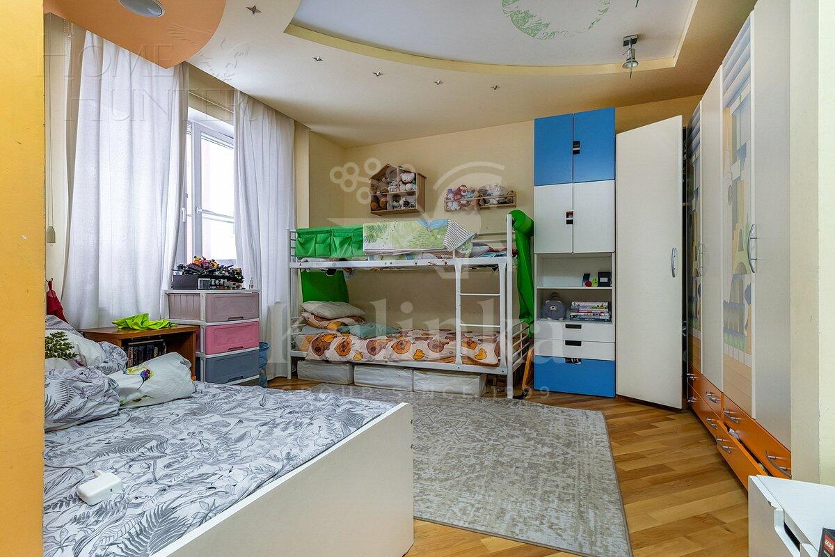 4-КОМН. КВАРТИРА С ОТДЕЛКОЙ 150 М² НА 2 ЭТАЖЕ