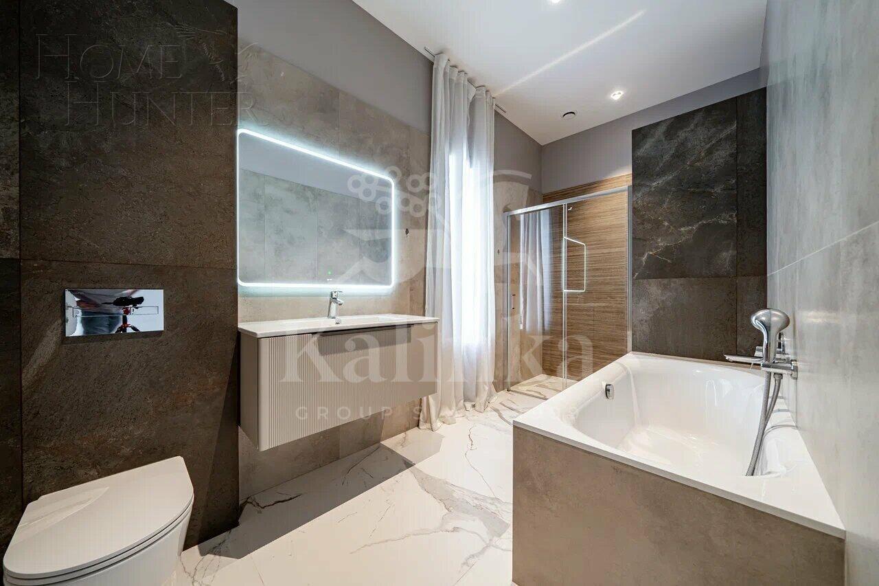 2-этажный коттедж 350 м² с отделкой