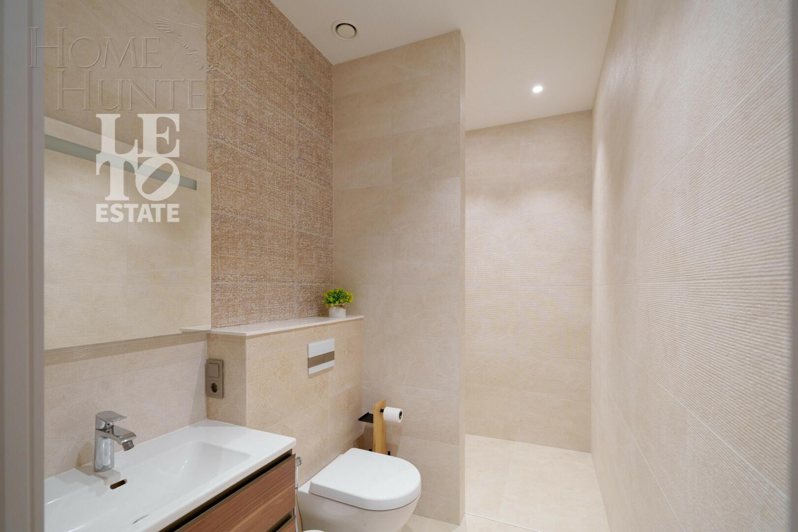 4-этажный таунхаус 278 м² с отделкой