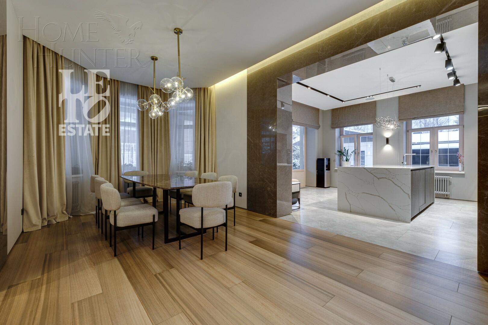 2-этажный коттедж 688 м² с отделкой