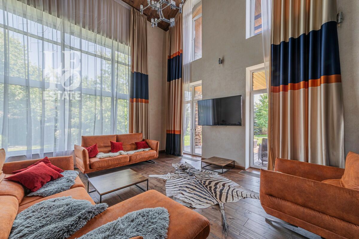 3-этажный коттедж 429 м² с отделкой