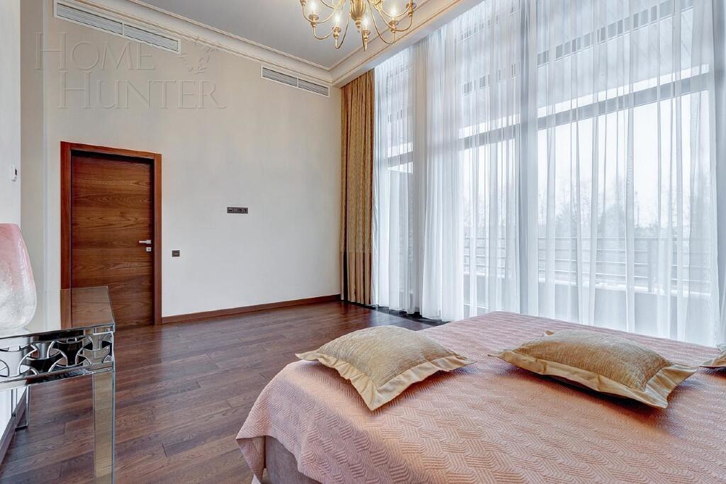 2-этажный таунхаус 356 м² с отделкой