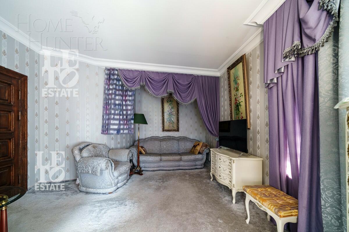 3-этажный коттедж 850 м² с отделкой