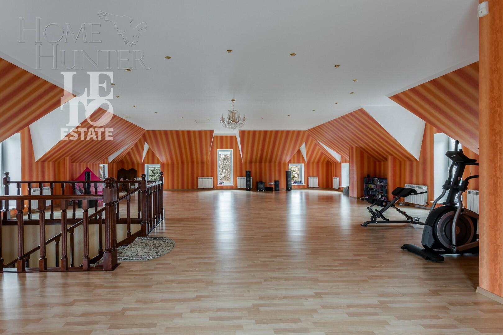 2-этажный коттедж 815 м² с отделкой