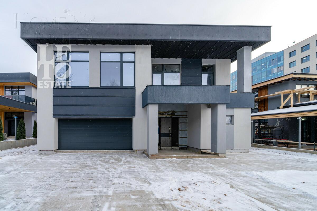 2-этажный коттедж 450 м² без отделки