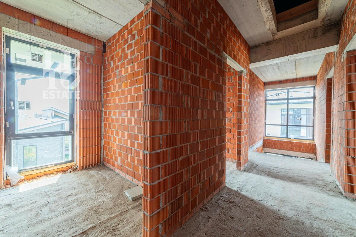 2-этажный коттедж 260 м² без отделки