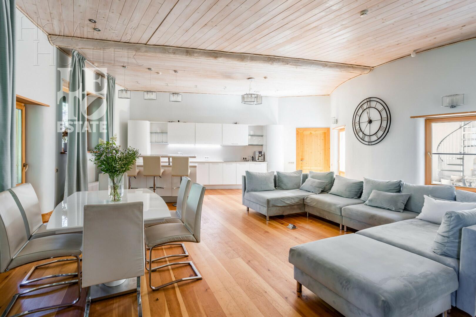 1-этажный коттедж 340 м² с отделкой