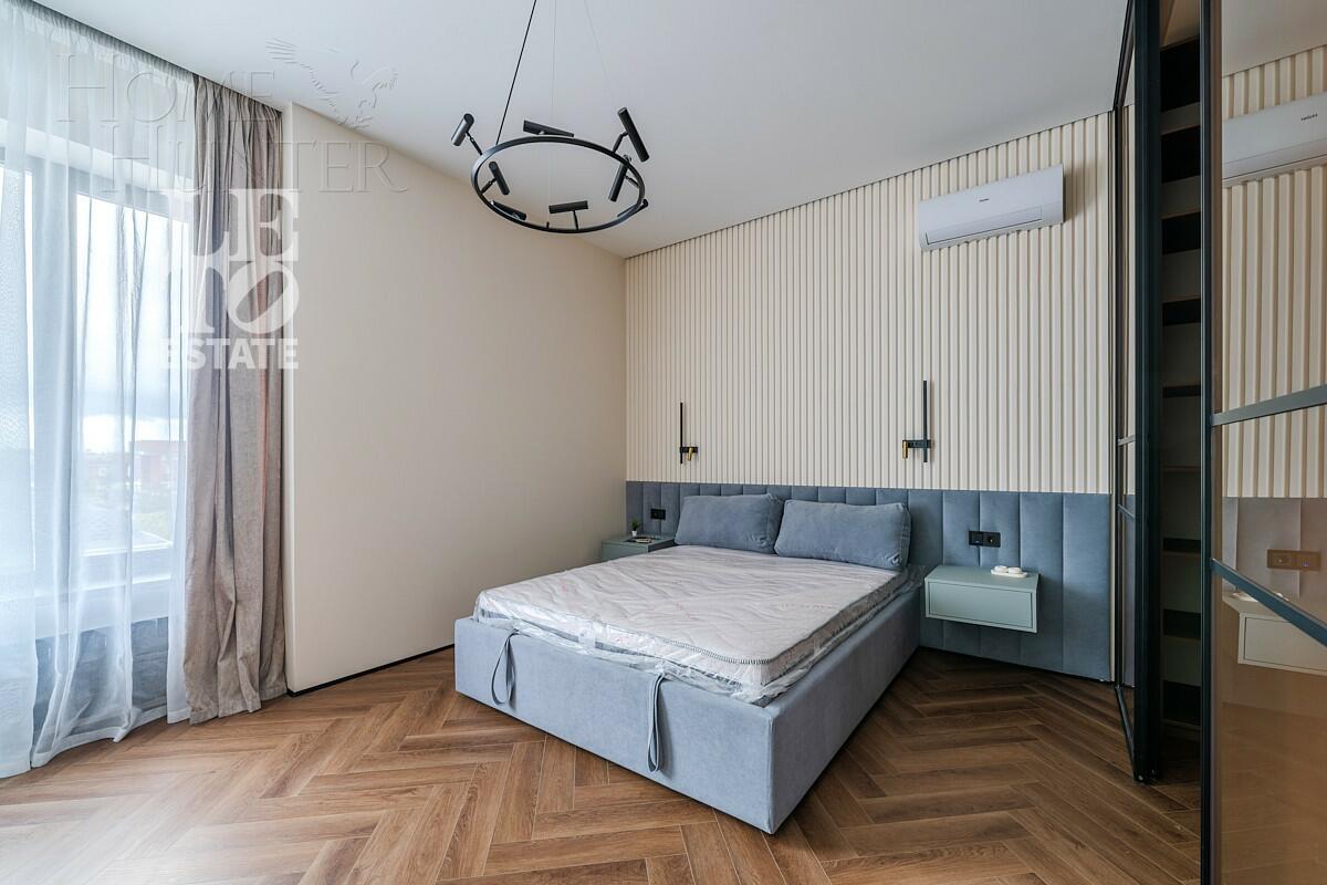 2-этажный коттедж 300 м² с отделкой