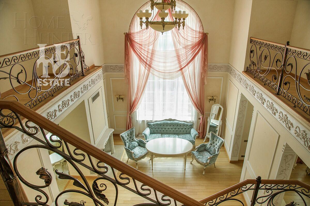 2-этажный коттедж 495 м² с отделкой