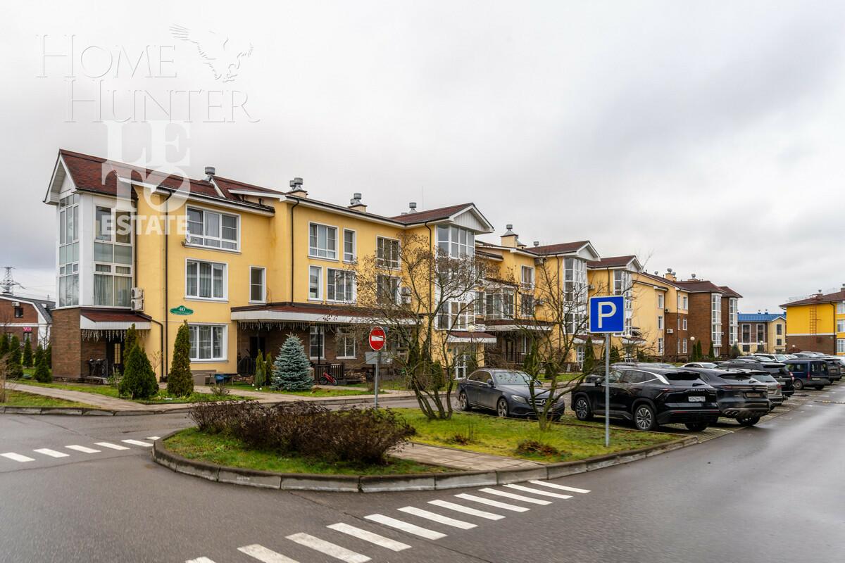 2-этажный таунхаус 400 м² с отделкой