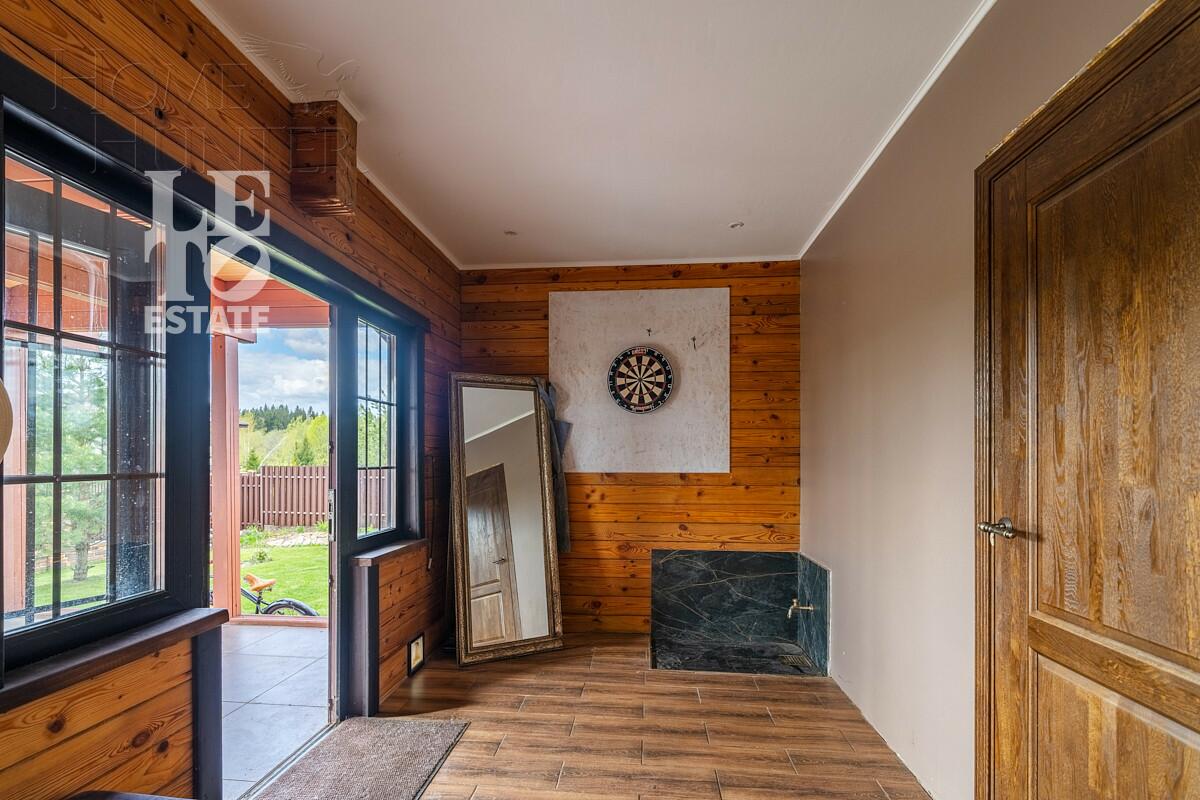 2-этажный коттедж 340 м² с отделкой