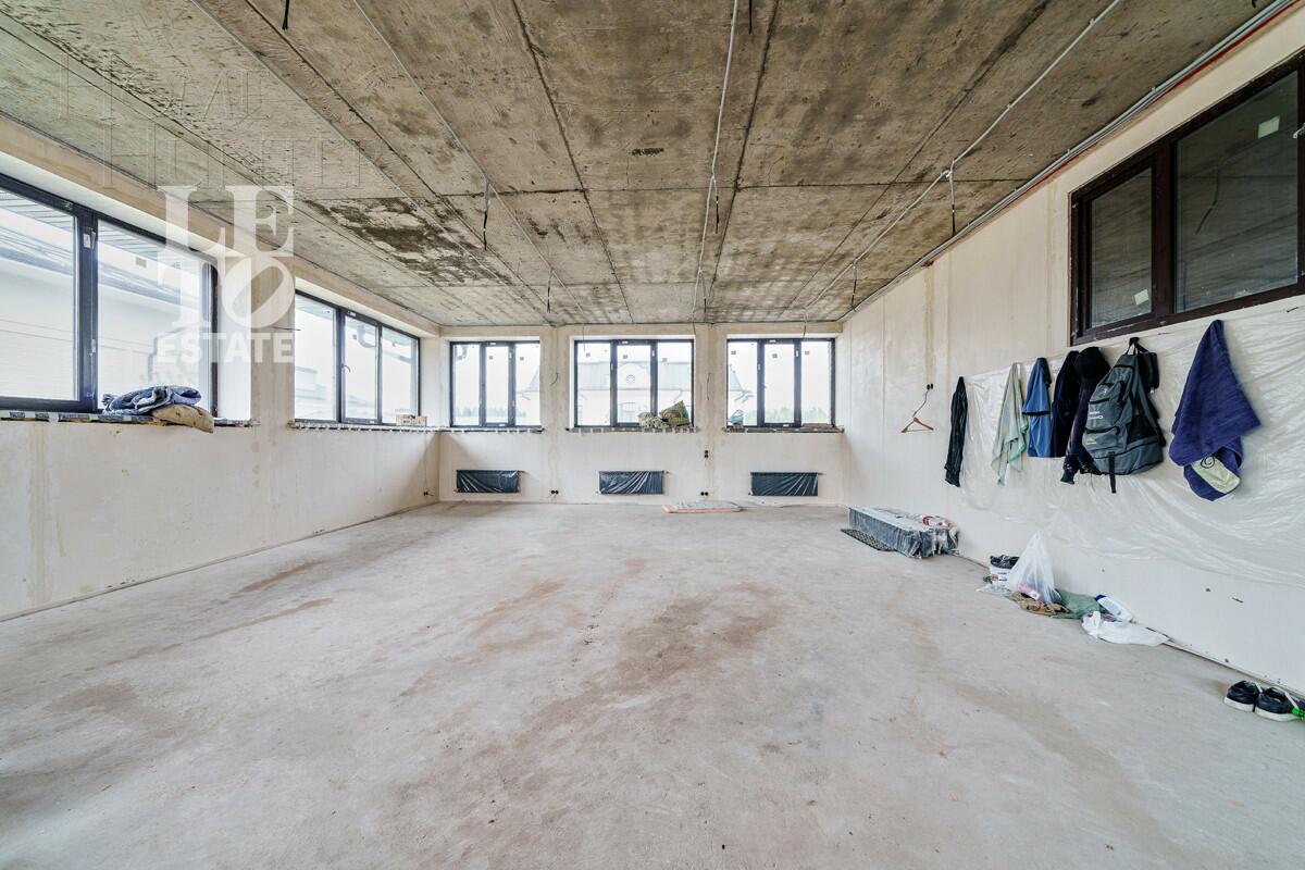 2-этажный коттедж 703 м² без отделки