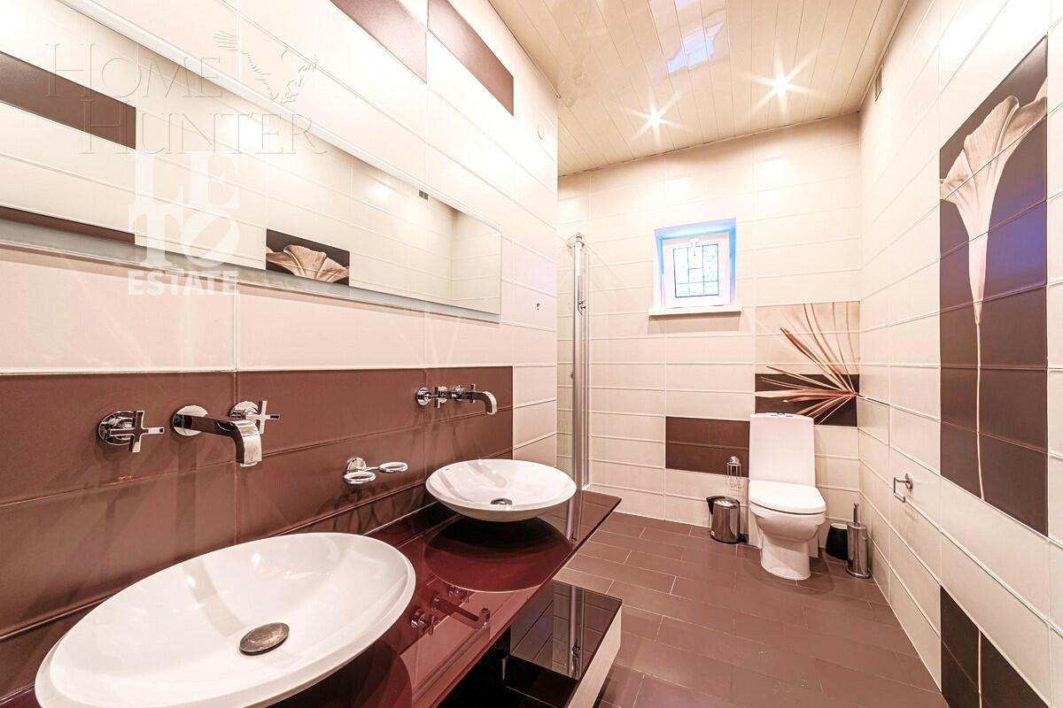 3-этажный коттедж 742 м² с отделкой