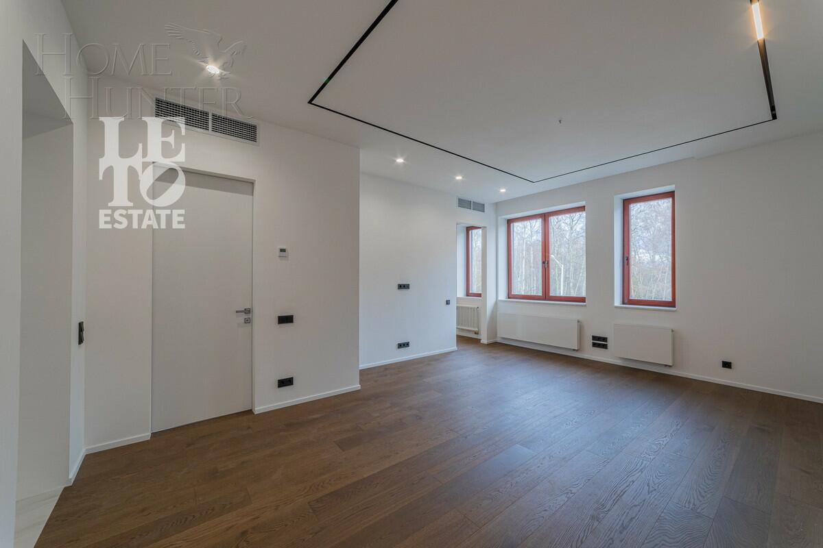 2-этажный коттедж 693 м² с отделкой