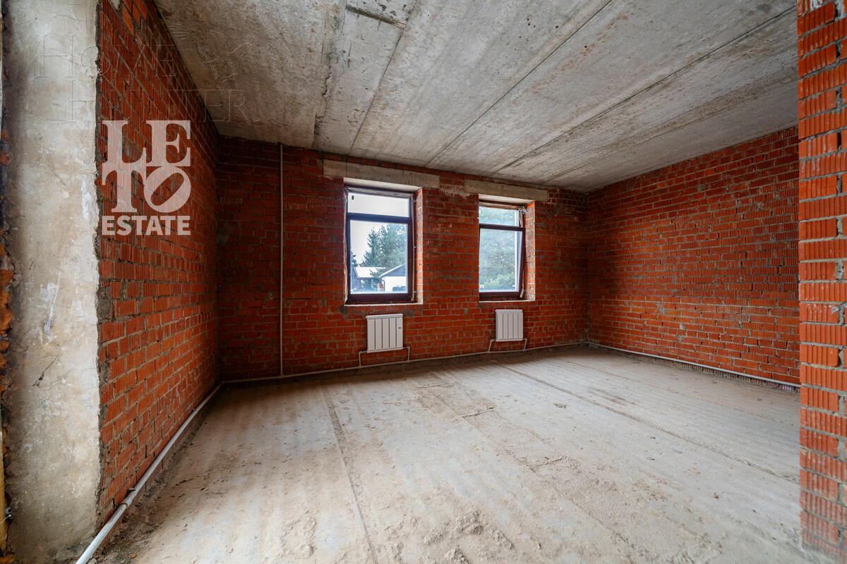 2-этажный коттедж 820 м² без отделки