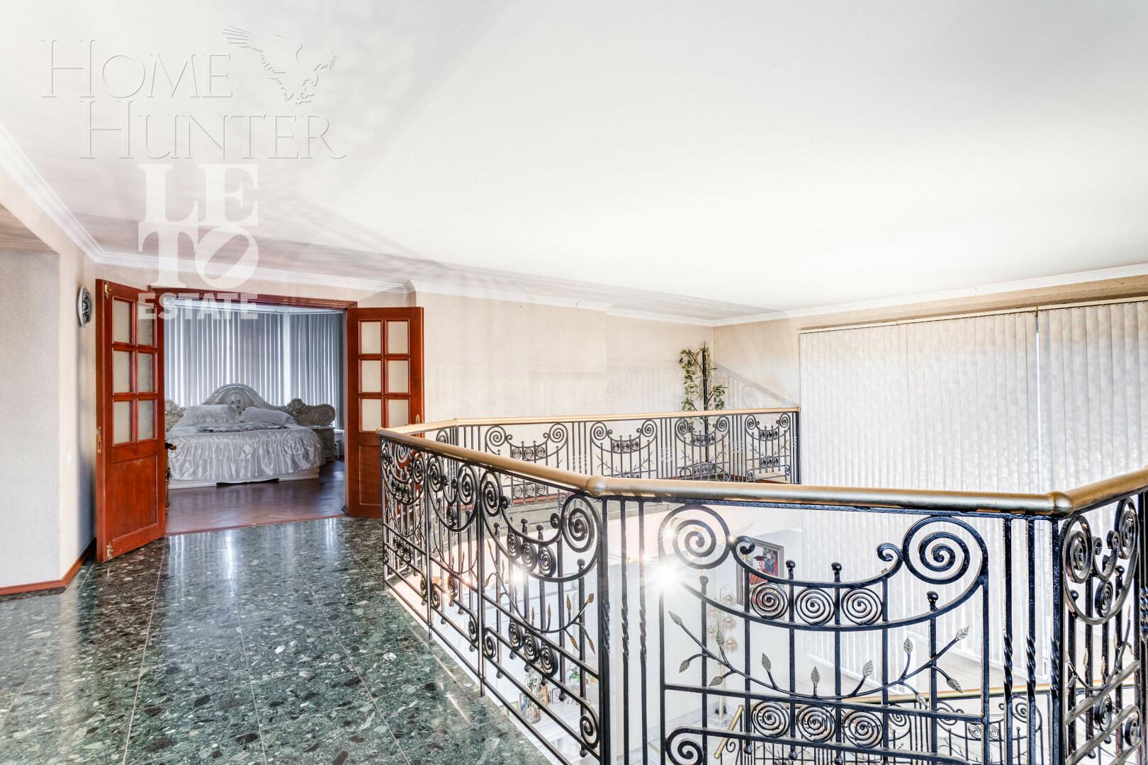 2-этажный коттедж 573 м² с отделкой