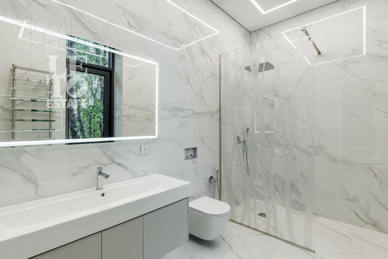 2-этажный коттедж 650 м² с отделкой