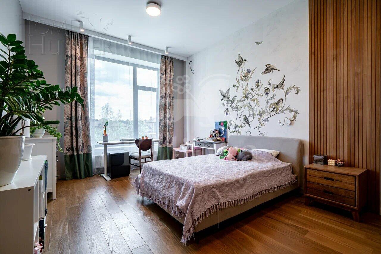 2-этажный коттедж 350 м² с отделкой