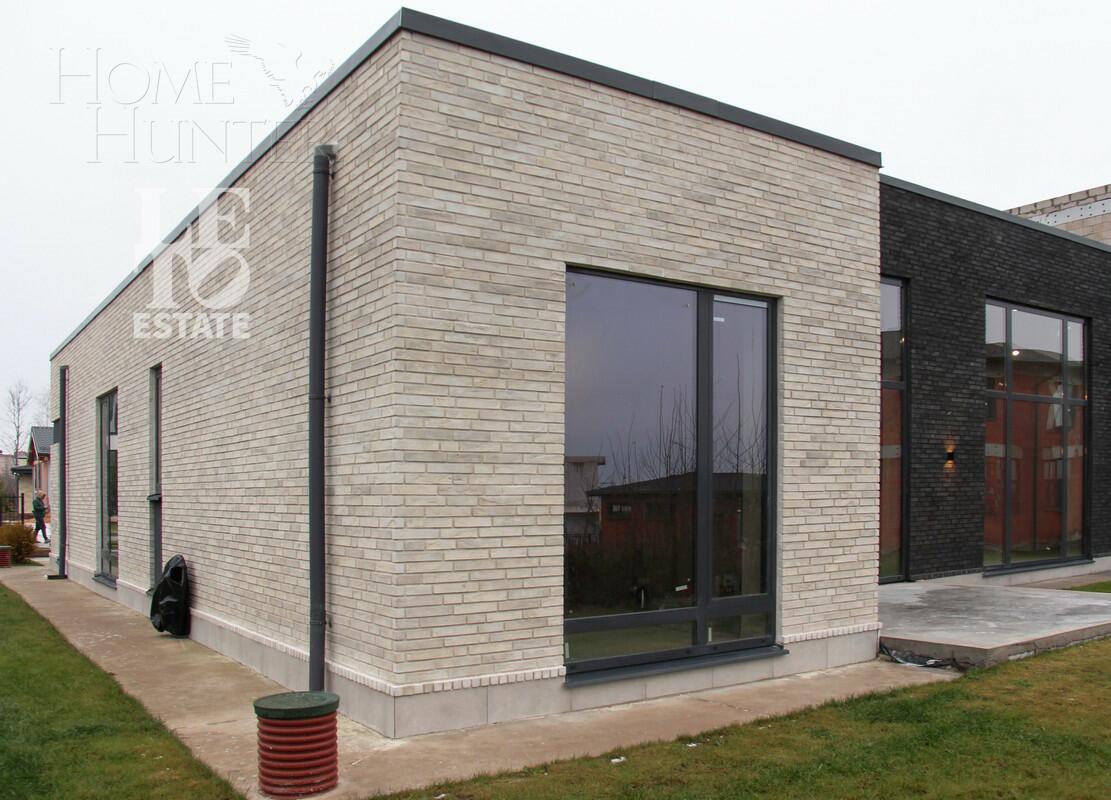 1-этажный коттедж 160 м² без отделки