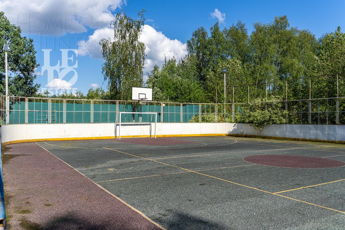 2-этажный коттедж 700 м² с отделкой