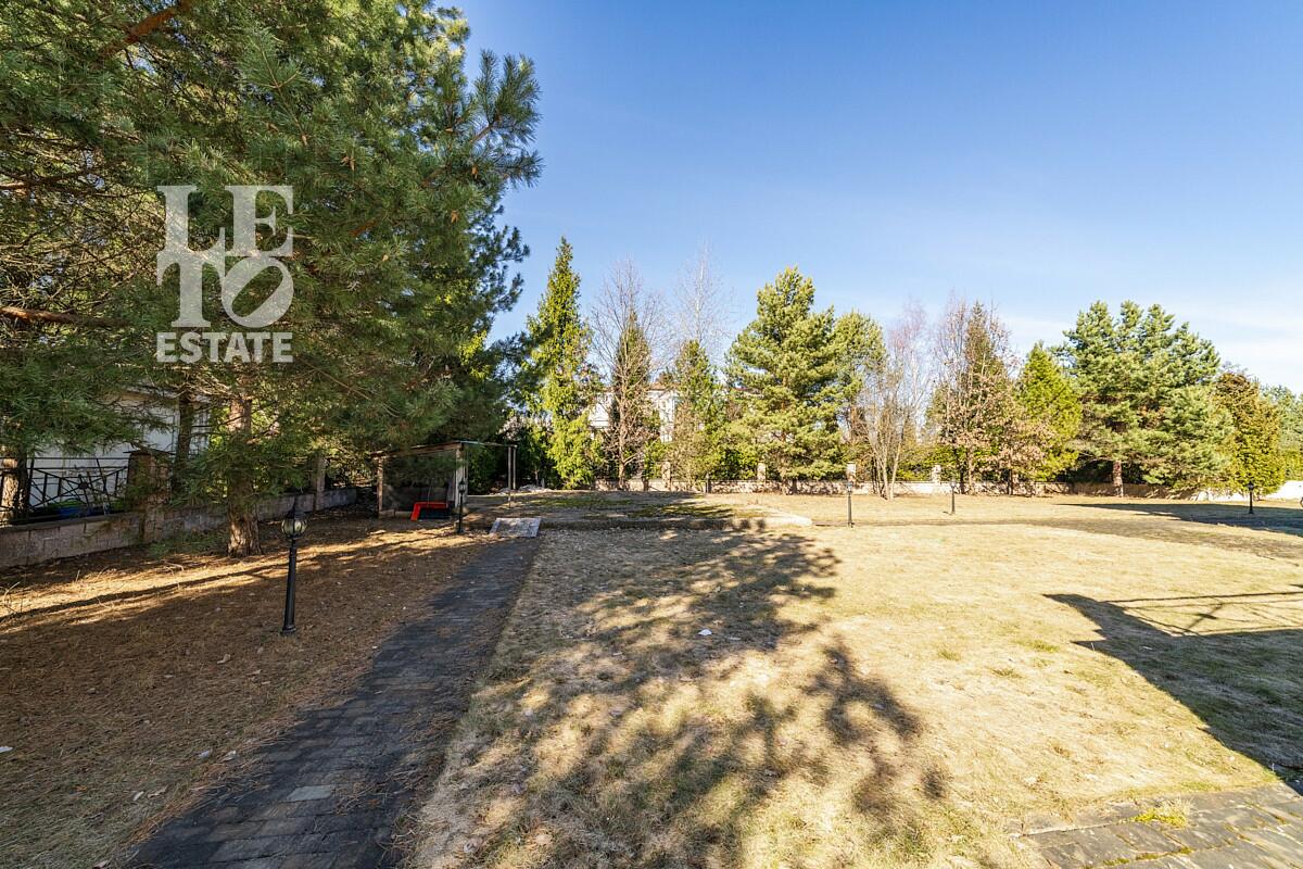 2-этажный коттедж 800 м² с отделкой