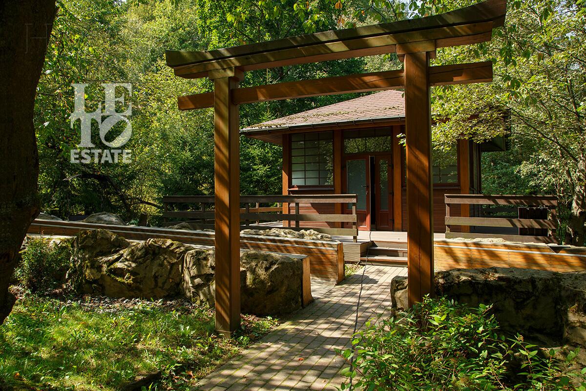 2-этажный таунхаус 270 м² без отделки