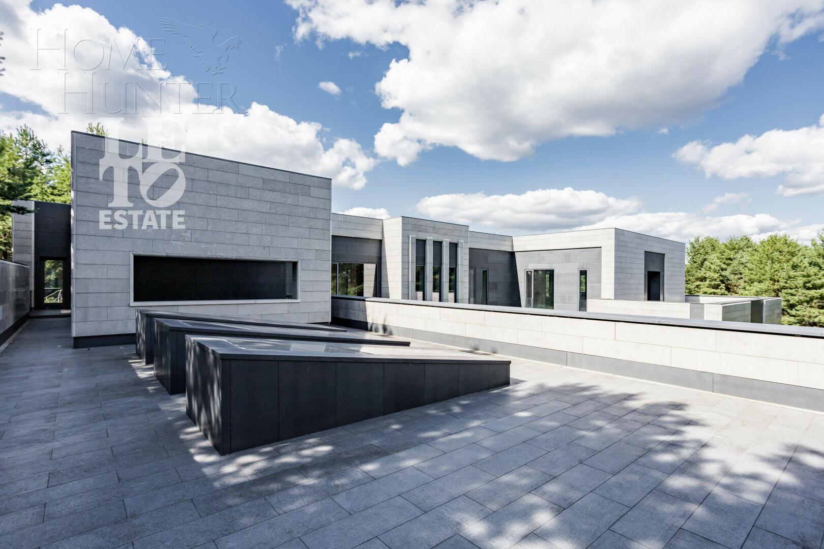 2-этажный коттедж 2 240 м² без отделки