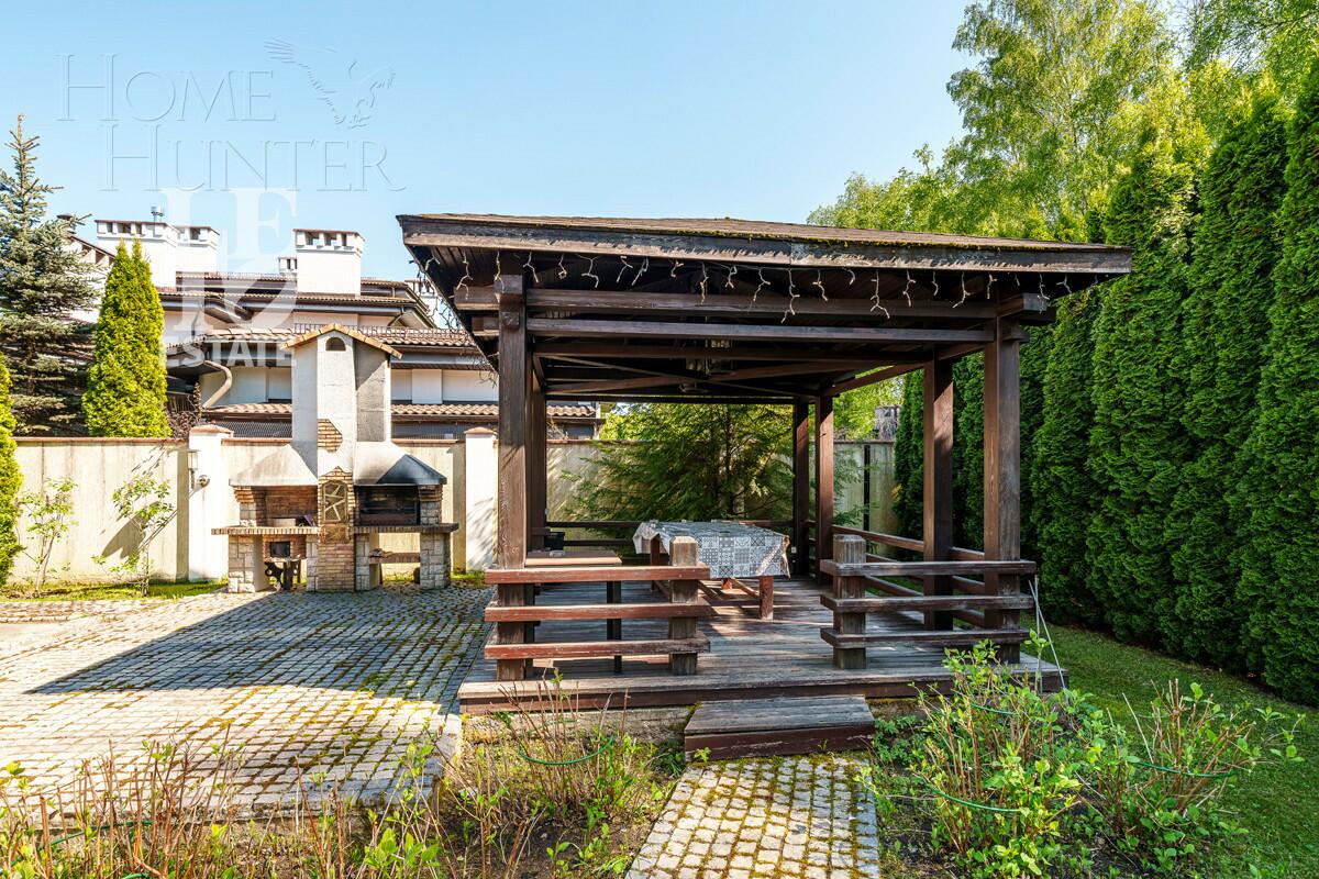 2-этажный коттедж 680 м² с отделкой