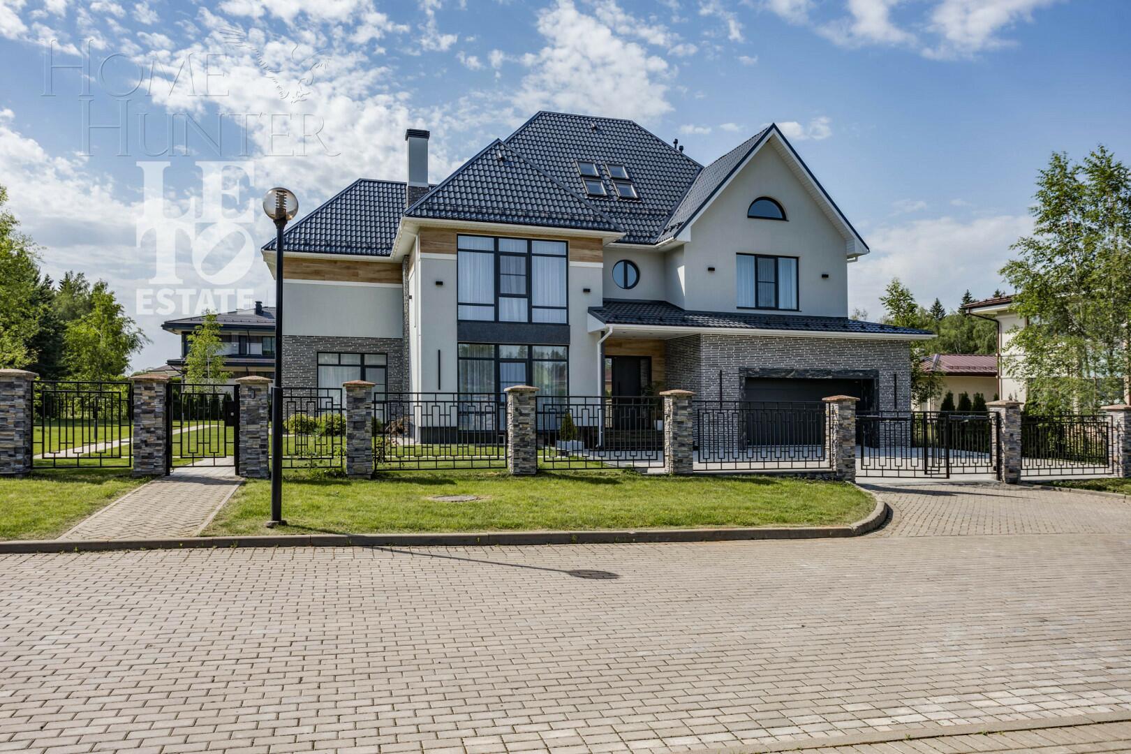 3-этажный коттедж 600 м² с отделкой