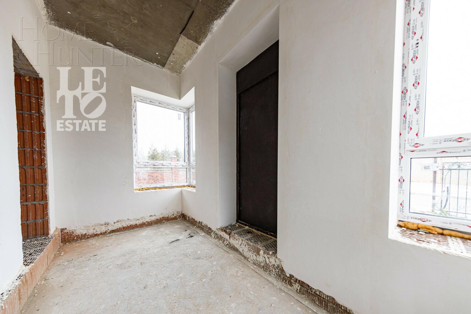 2-этажный коттедж 240 м² без отделки