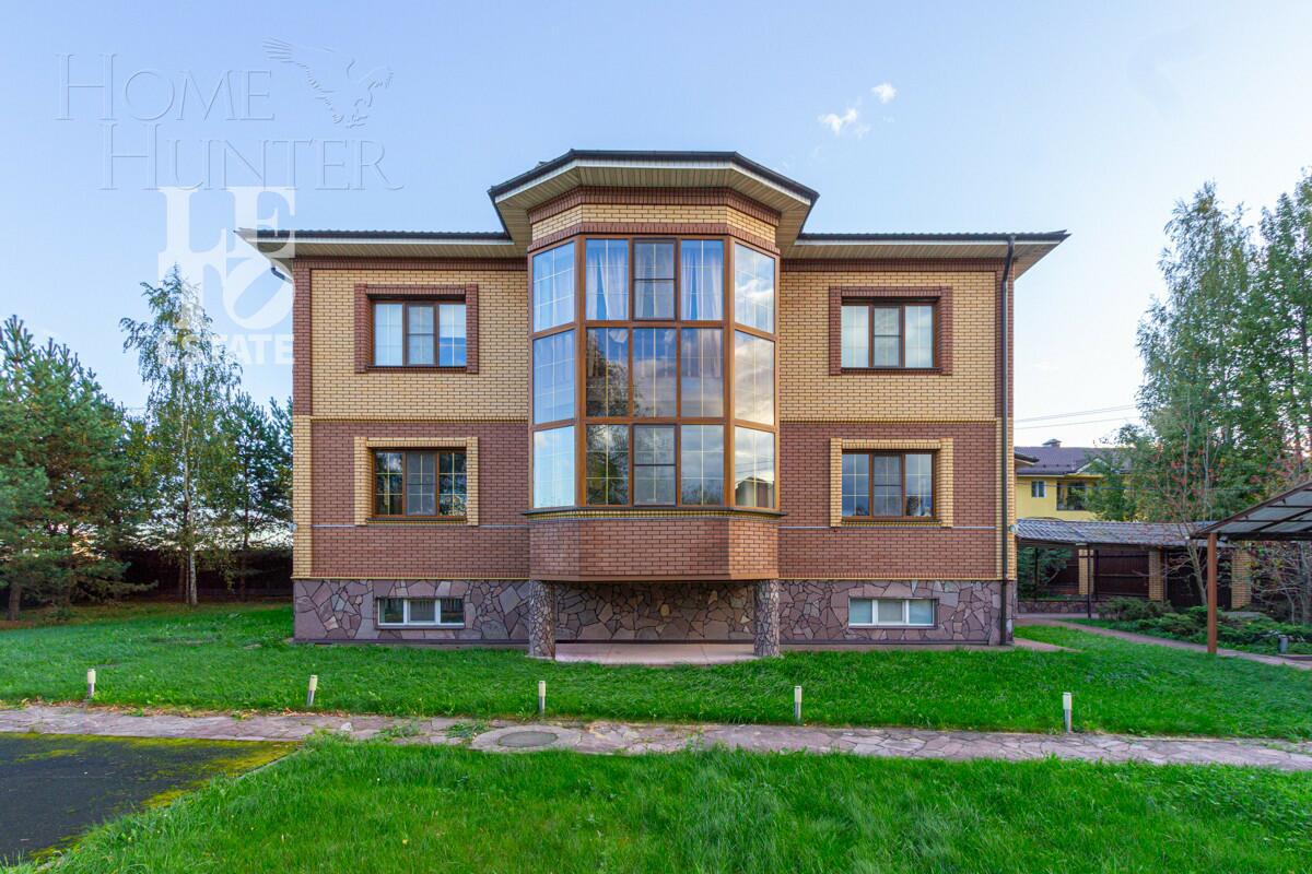 2-этажный коттедж 553.8 м² с отделкой