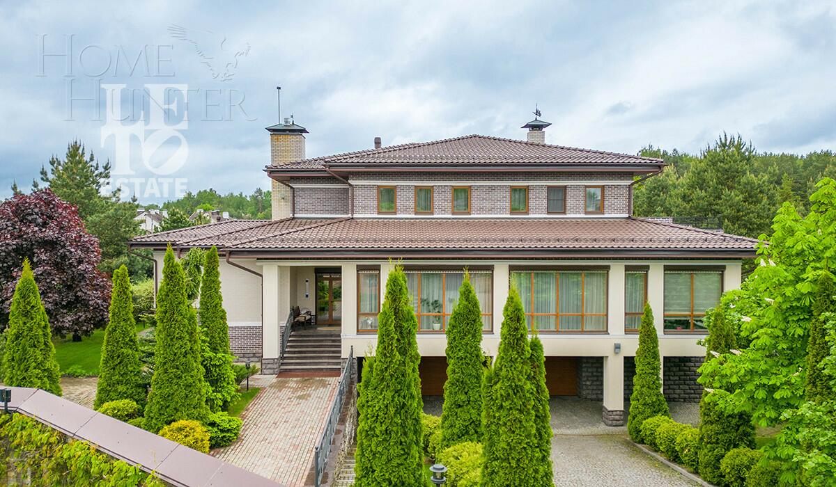 2-этажный коттедж 841 м² с отделкой