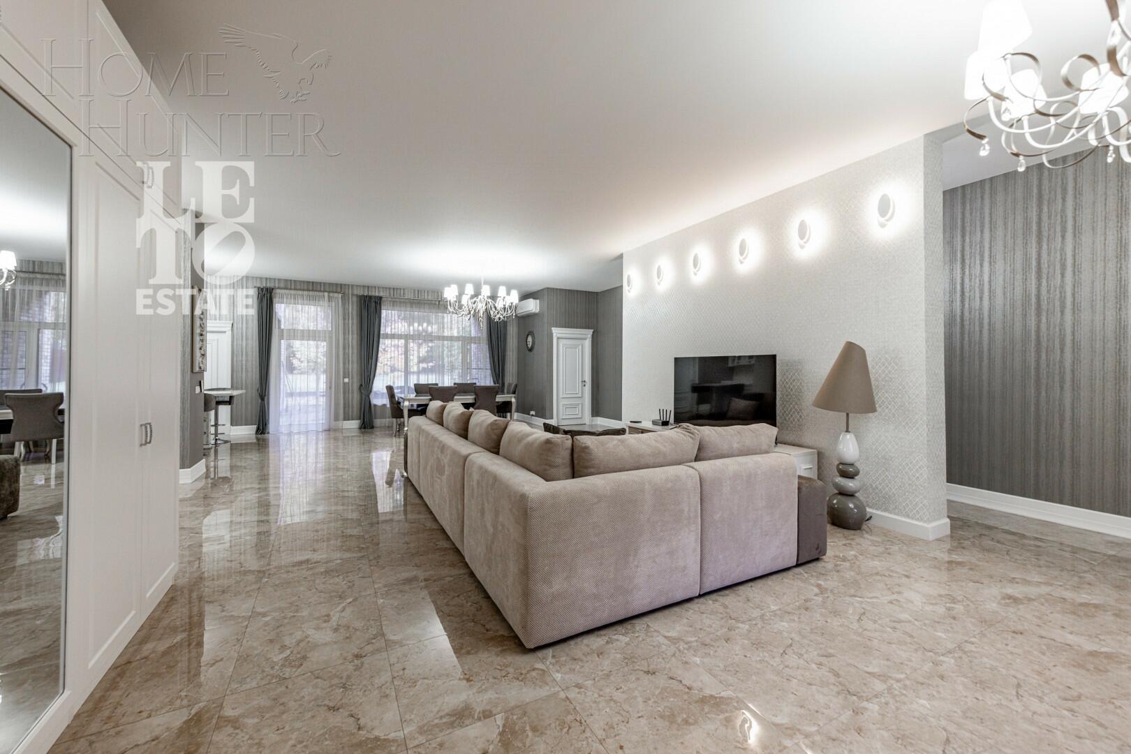 1-этажный коттедж 328 м² с отделкой