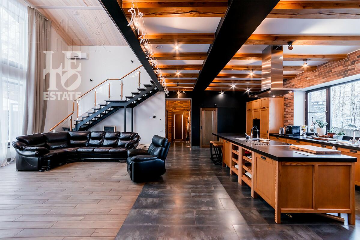 2-этажный коттедж 302 м² с отделкой