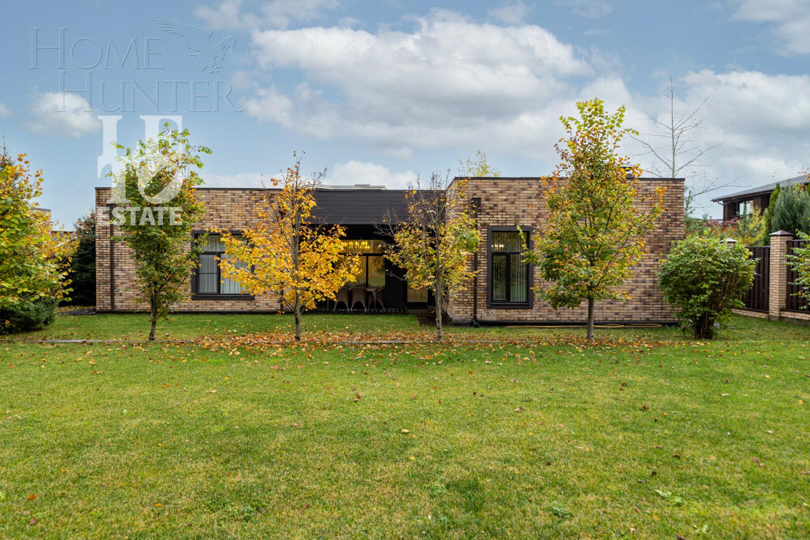 1-этажный коттедж 328 м² с отделкой