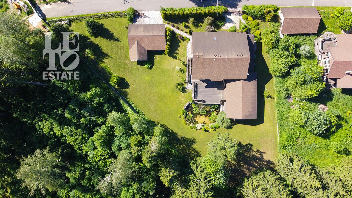 2-этажный коттедж 350 м² с отделкой