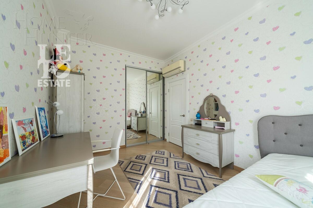 2-этажный коттедж 286.6 м² с отделкой